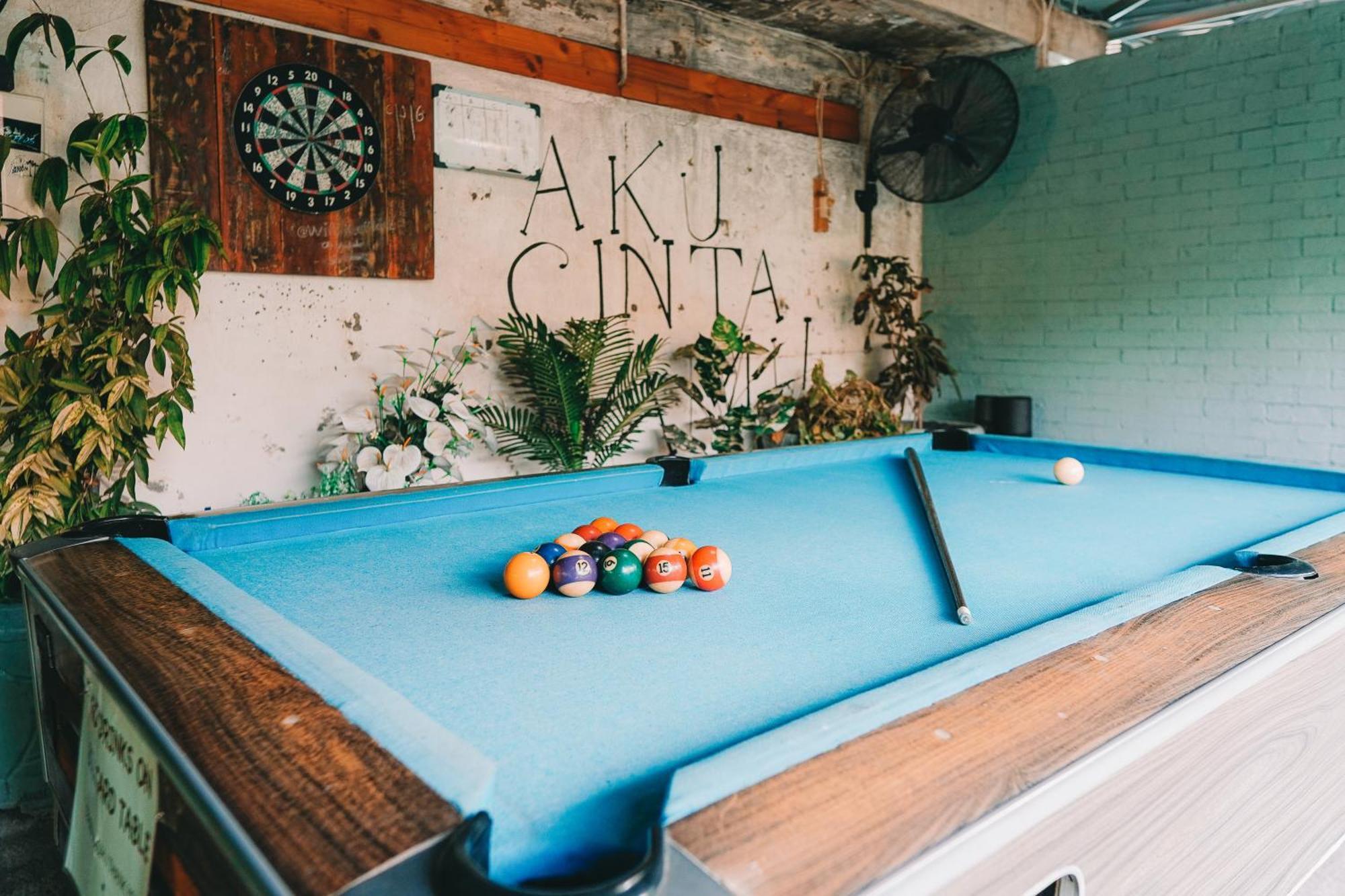 Kokos Hostel Padang City Ngoại thất bức ảnh